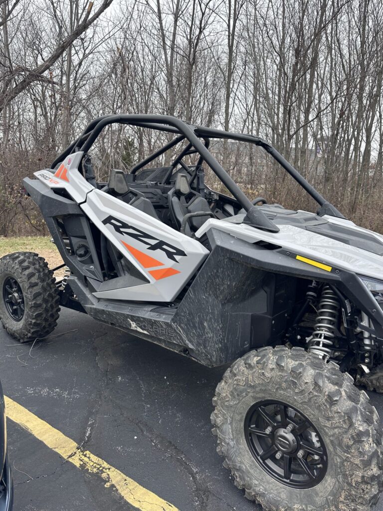 2023 Polaris Razor