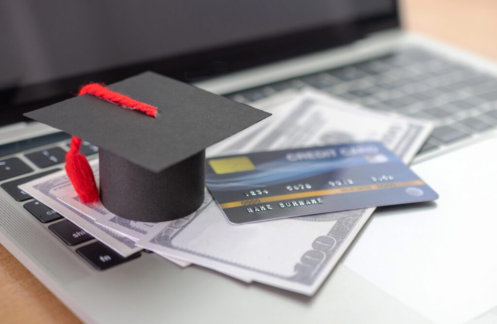 photo-credit-card-academic-hat-model
